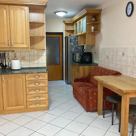 Magdalena Vendeghaz *