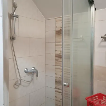 Magdalena Vendeghaz *