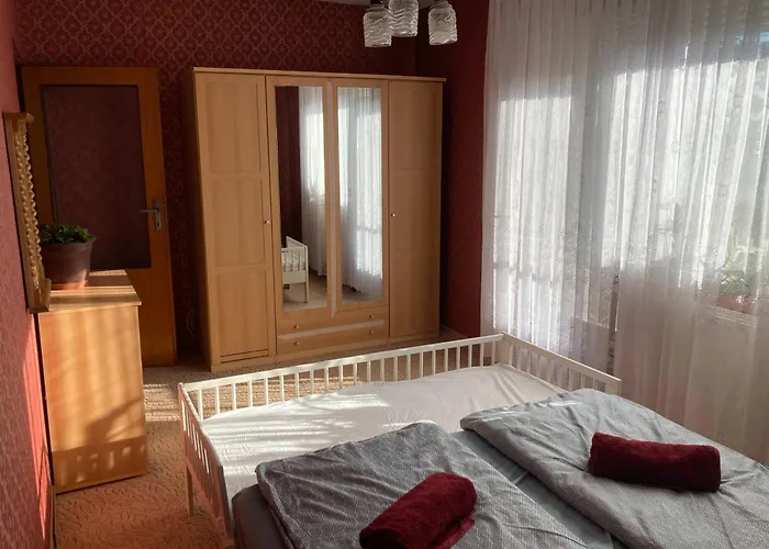 Magdalena Vendeghaz Apartment Aba