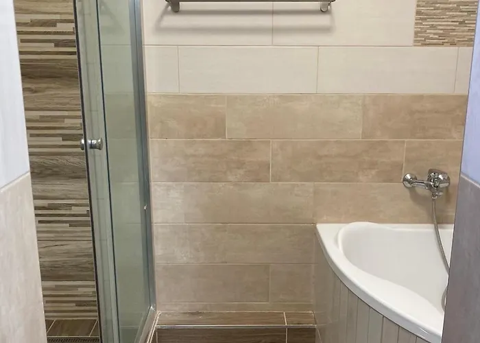 Magdalena Vendeghaz Aba