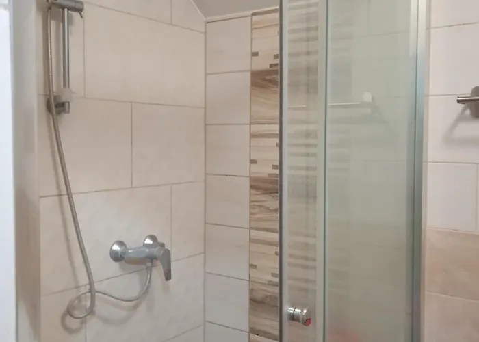 Magdalena Vendeghaz *